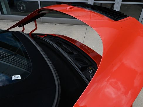 Used 2019 Porsche 911 Cabriolet image 34