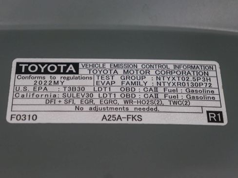 Certified 2022 Toyota RAV4 XLE w/ Convenience Package FWD image 29