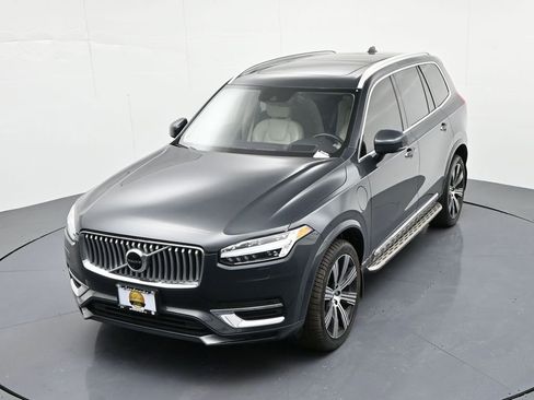 Used 2022 Volvo XC90 T8 Inscription w/ Lounge Package AWD/4WD image 20
