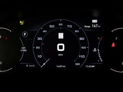 Used 2025 RAM ProMaster 2500 w/ U-Haul Equipment Group FWD image 14