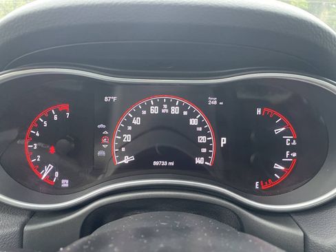 Used 2020 Dodge Durango SXT AWD/4WD image 3