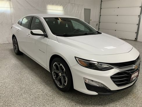 Used 2023 Chevrolet Malibu LT image 5