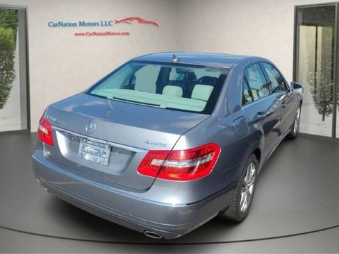Used 2011 Mercedes-Benz E 350 4MATIC Sedan image 4