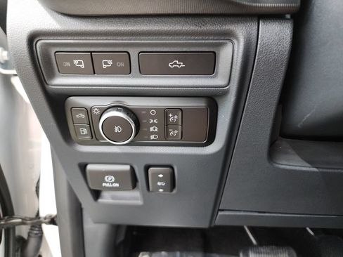 Used 2022 Ford F150 Platinum w/ Equipment Group 701A High AWD/4WD image 24