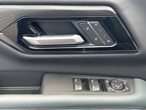 New 2026 GMC Yukon AT4 w/ AT4 Premium Plus Package AWD/4WD image 35