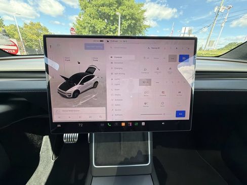 Used 2026 Tesla Model Y Performance AWD/4WD image 25