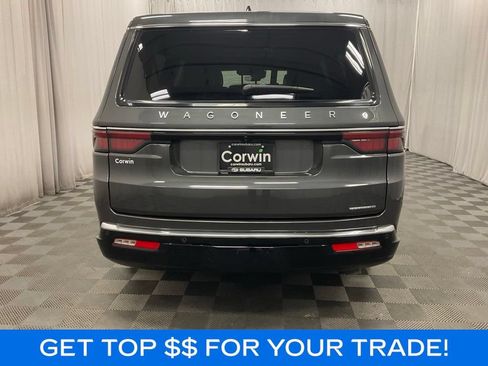 Used 2024 Jeep Wagoneer L Series II w/ Flexible Seating Group AWD/4WD image 3