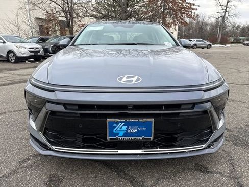 New 2026 Hyundai Sonata Limited image 2