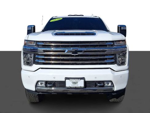 Used 2020 Chevrolet Silverado 2500 High Country w/ Z71 Off-Road Package image 2