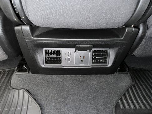 Certified 2023 Chevrolet Silverado 1500 LT image 20