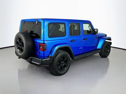Used 2021 Jeep Wrangler Unlimited Sahara AWD/4WD image 7