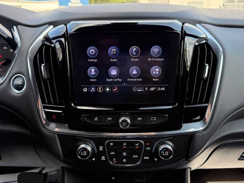 Used 2023 Chevrolet Traverse LT AWD/4WD image 21