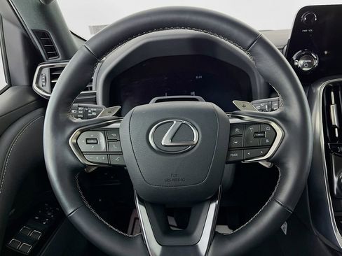 Used 2025 Lexus LX 700h Overtrail image 14
