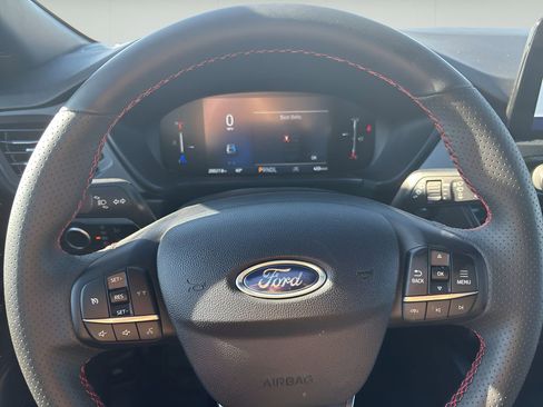 Used 2025 Ford Escape ST-Line AWD/4WD image 19