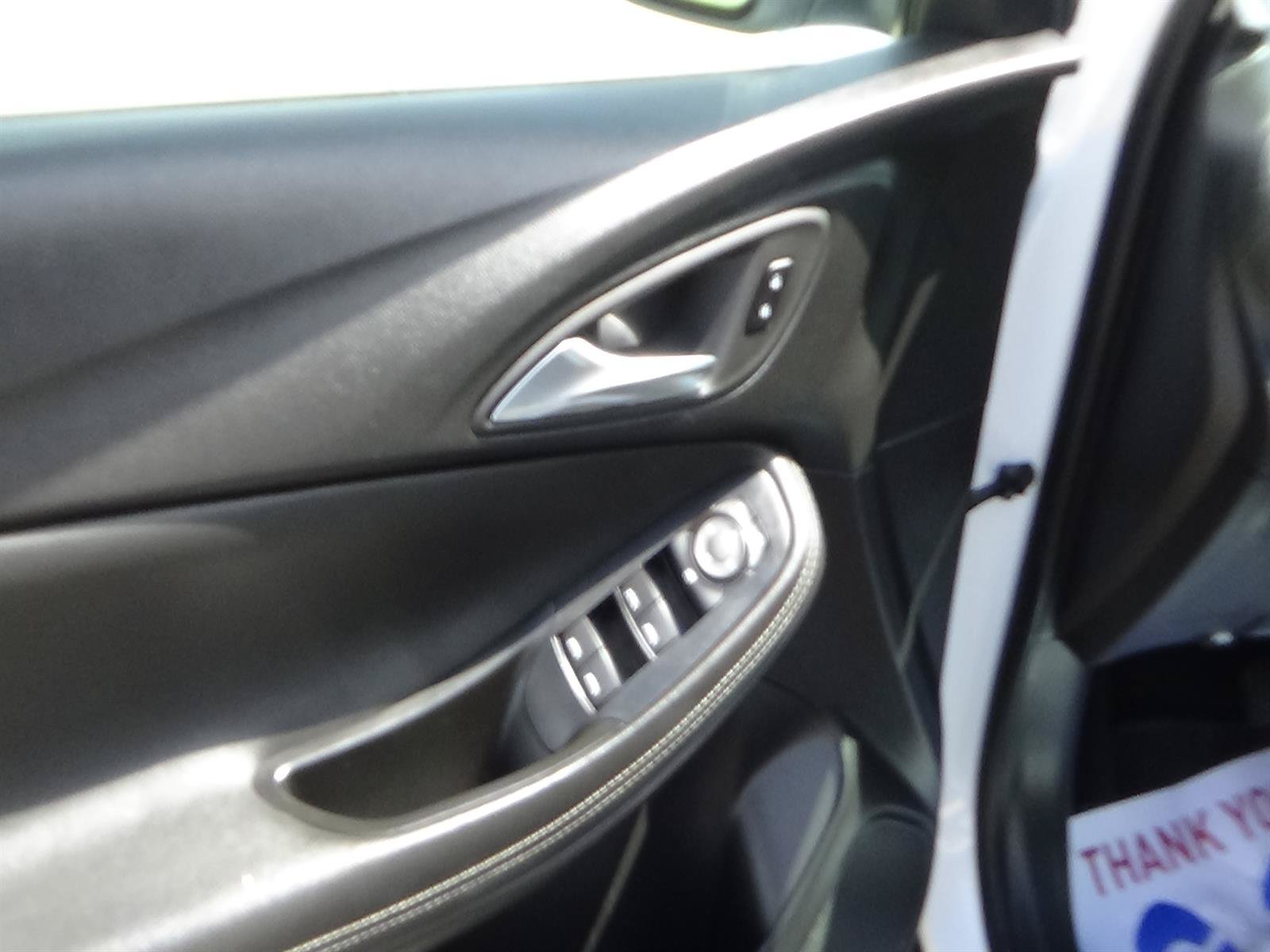 Used 2025 Buick Encore GX Preferred FWD image 16