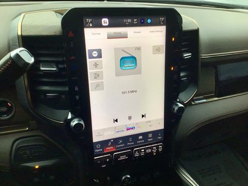 Used 2025 RAM 3500 Longhorn image 19