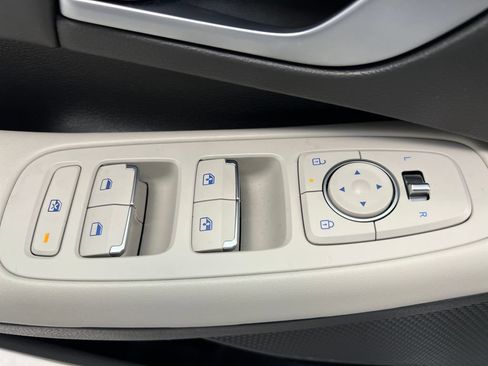 Used 2025 Hyundai Sonata SEL FWD image 15