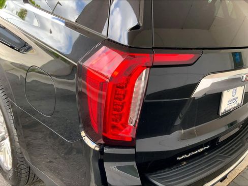 Used 2021 GMC Yukon SLT w/ SLT Luxury Plus Package RWD image 29