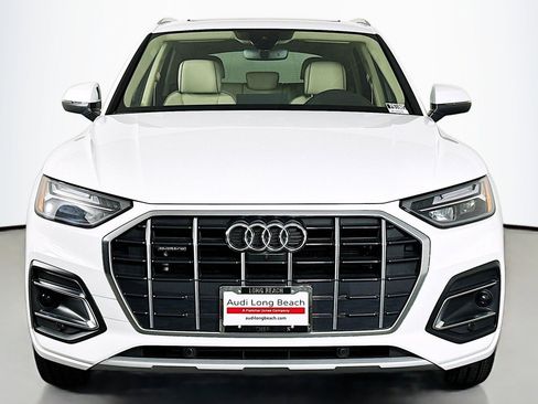 Used 2021 Audi Q5 Premium Plus image 2