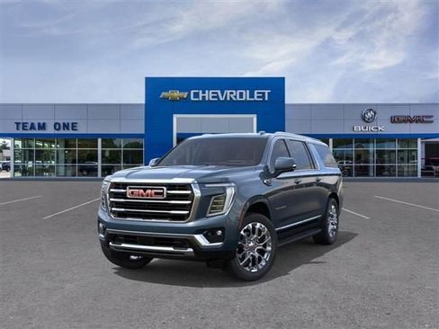 New 2026 GMC Yukon XL Elevation w/ LPO, Floor Liner Package image 8