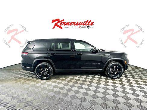 New 2025 Jeep Grand Cherokee L Limited image 8