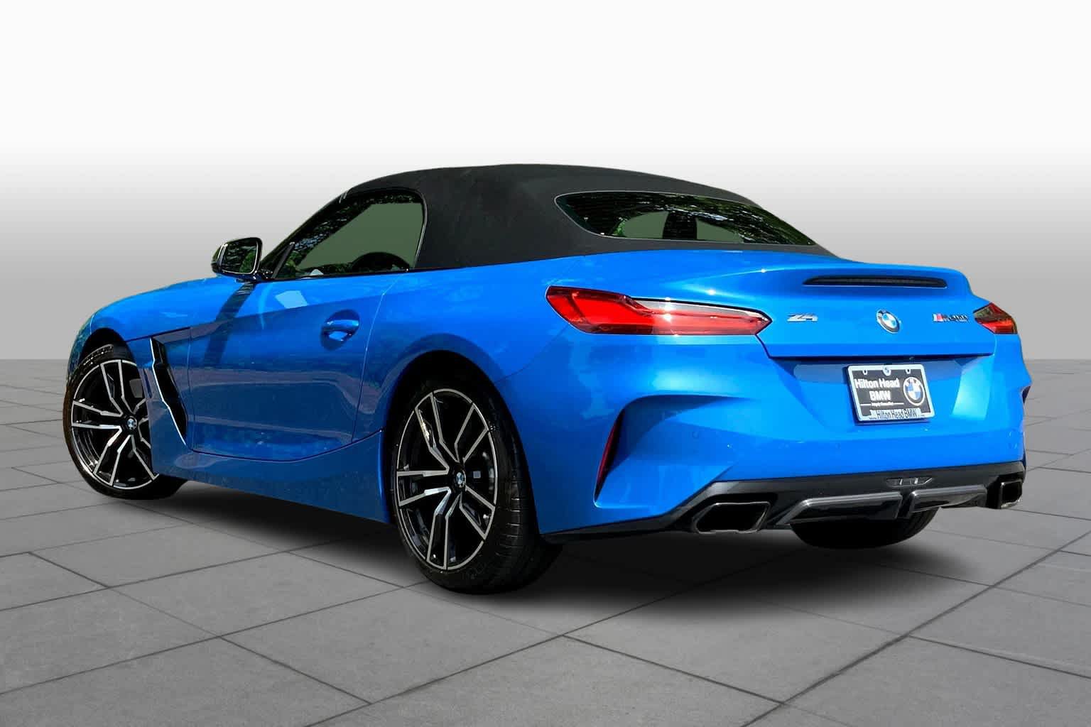 Used 2020 BMW Z4 M40i w/ Driving Assistance Package RWD image 11