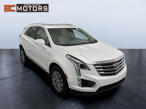 Used 2017 Cadillac XT5 Luxury w/ LPO, Wheel Lock Package image 7
