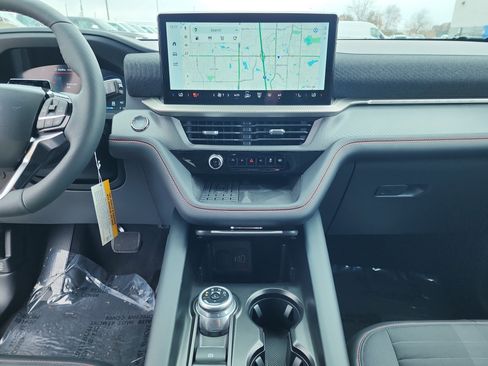 New 2025 Ford Explorer ST-Line w/ Premium Package image 13