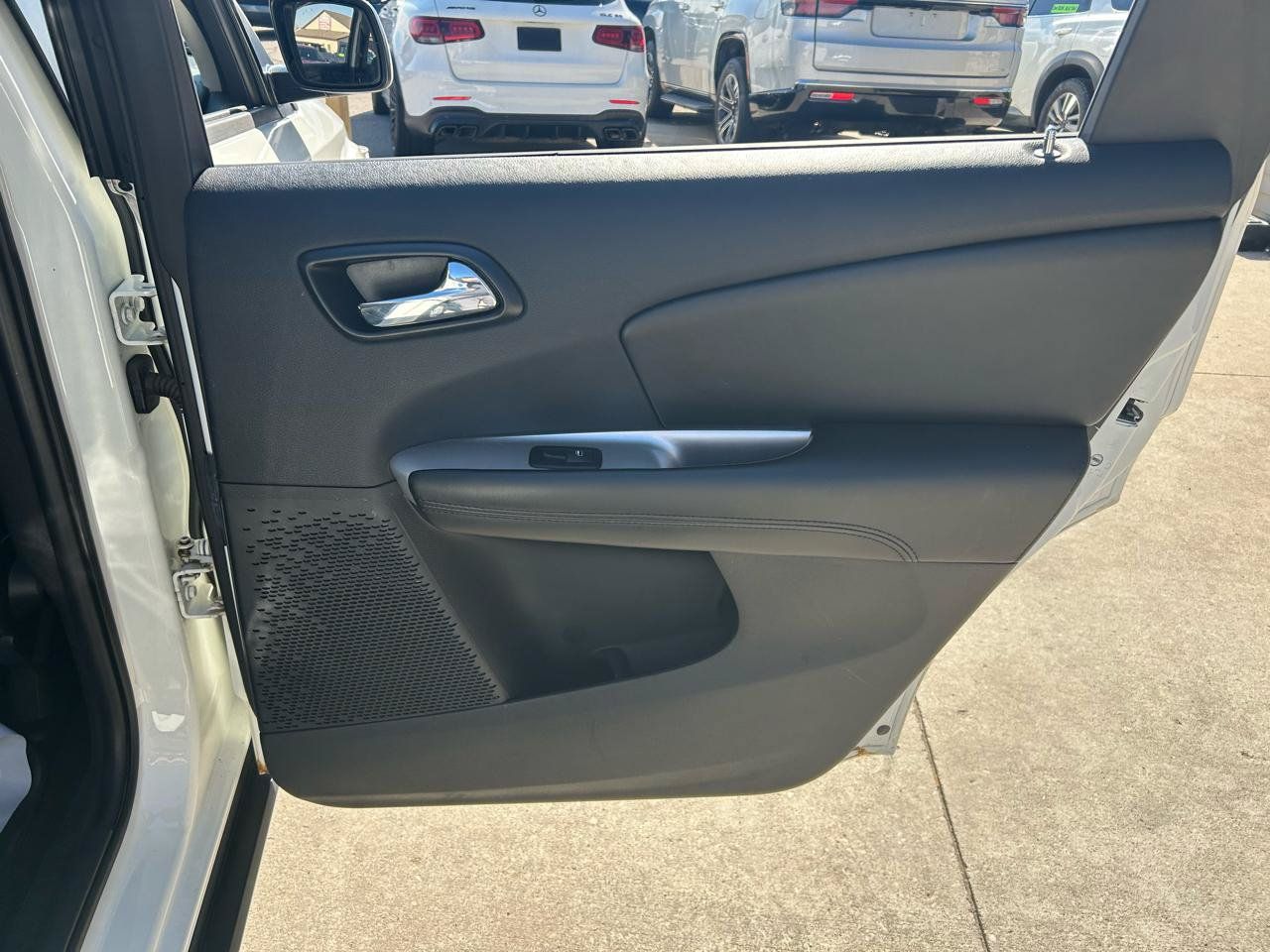 Used 2014 Dodge Journey SXT w/ Quick Order Package 28C FWD image 15