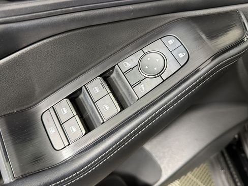 Used 2023 Nissan Rogue SL w/ SL Premium Package FWD image 25