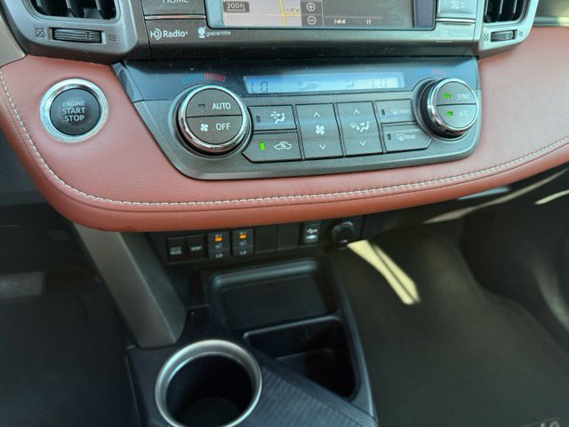 Used 2014 Toyota RAV4 Limited w/ Technology Package AWD/4WD image 25