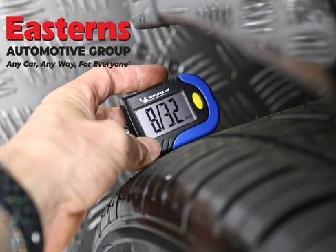 Used 2019 Kia Cadenza Premium image 30