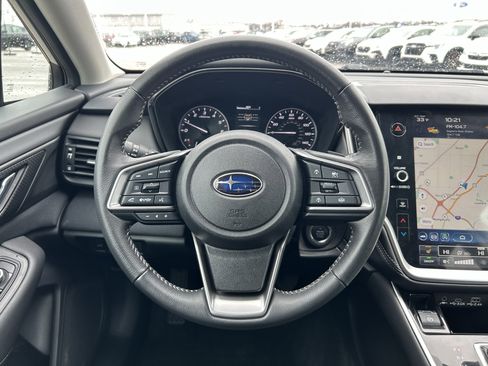 Used 2023 Subaru Outback Premium image 10
