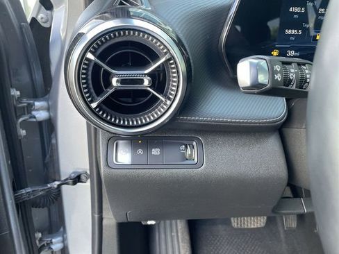 Used 2025 Chevrolet Equinox LT FWD image 21