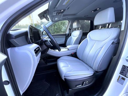 Used 2023 Hyundai Palisade SEL w/ Cargo Package AWD/4WD image 10