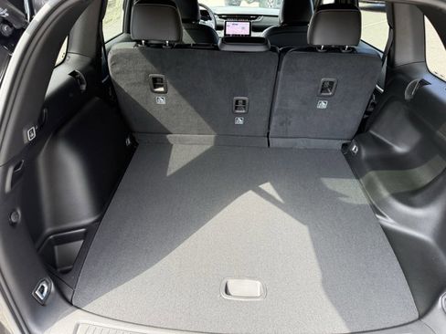 New 2025 Jeep Grand Cherokee Limited w/ Black Appearance Package image 13