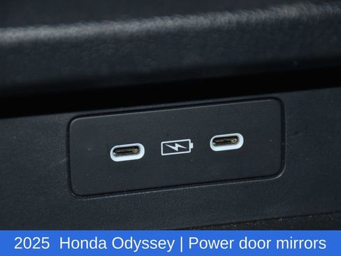 Used 2025 Honda Odyssey Sport-L image 25