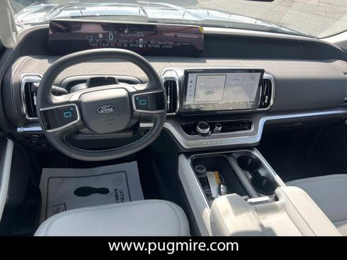New 2026 Ford Expedition Max Platinum w/ Platinum Ultimate Package AWD/4WD image 17