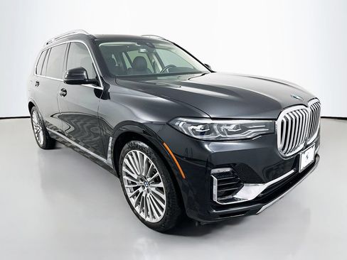 Used 2021 BMW X7 xDrive40i w/ Premium Package AWD/4WD image 3