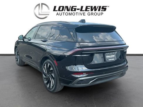 Certified 2024 Lincoln Nautilus Reserve w/ Jet Appearance Package (87T) AWD/4WD image 4