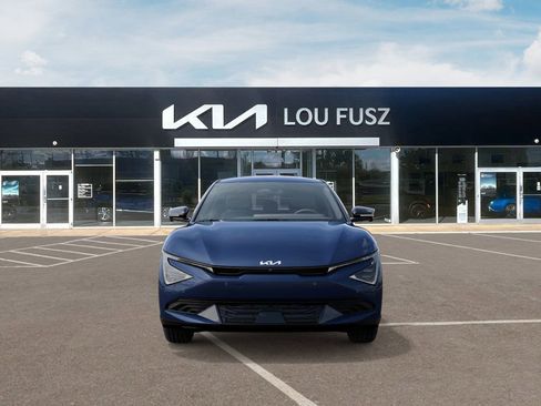 New 2025 Kia EV6 Wind image 2