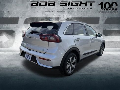 Used 2018 Kia Niro EX image 15