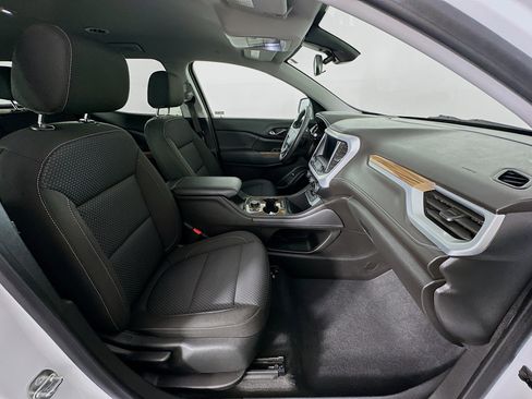 Used 2023 GMC Acadia SLE w/ Driver Convenience Package image 33