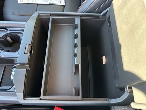 New 2026 Ford F350 Lariat w/ FX4 Off-Road Package image 35