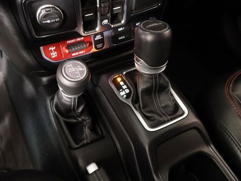 Used 2024 Jeep Gladiator Rubicon image 9