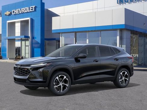 New 2026 Chevrolet Trax RS image 2