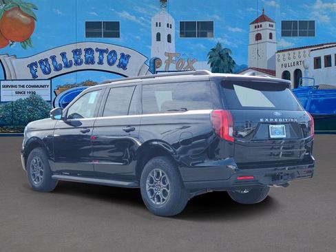 New 2027 Ford Expedition Max Active RWD image 2