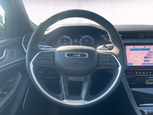 New 2026 Jeep Grand Cherokee L Limited AWD/4WD image 12