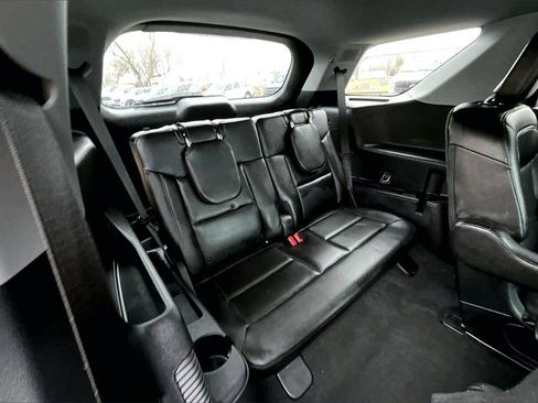 Certified 2022 Ford Explorer Limited w/ Equipment Group 301A image 27