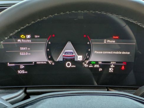 Used 2025 Audi Q5 Premium w/ Convenience Package image 12